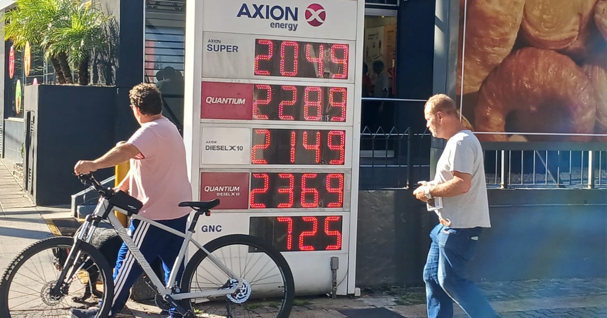 impuesto-a-los-combustibles:-el-gobierno-postergo-otra-vez-la-suba-en-medio-del-aumento-del-transporte-publico
