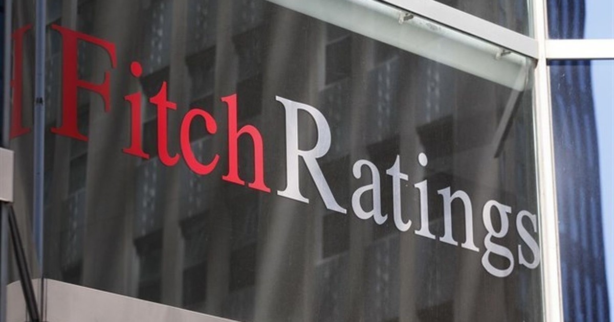 dejar-de-«contar-mangos»:-las-cinco-razones-por-las-que-la-calificadora-fitch-no-baja-la-guardia-con-la-nota-argentina