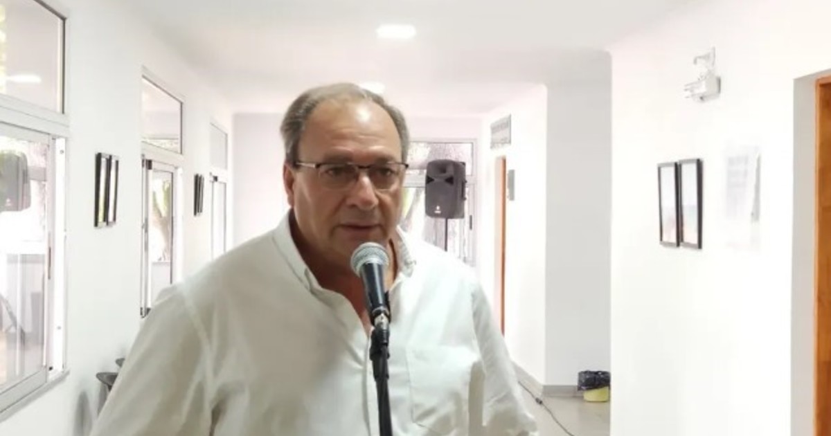 el-escandalo-por-los-aumentos-de-sueldos-en-un-municipio-bonaerense-llego-a-la-suprema-corte:-se-defiende-el-intendente