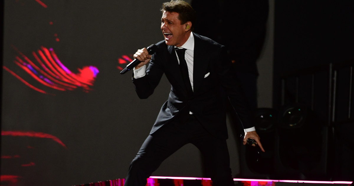 la-salud-de-luis-miguel:-una-revista-espanola-dice-que-el-cantante-fue-internado-tras-una-intervencion-cardiaca