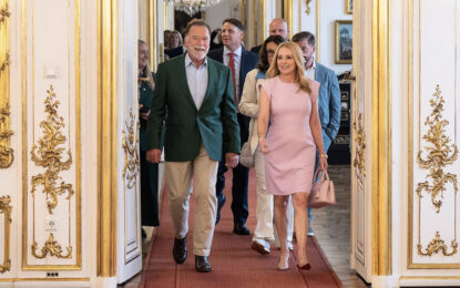 Arnold Schwarzenegger, en pareja con su fisioterapeuta hace 14 años: «Pude descubrir su corazón, una cosa llevó a la otra y la admiro muchísimo»