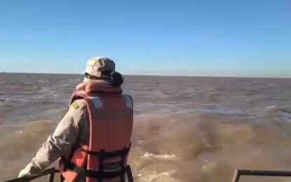 A una semana de su desaparición, cómo sigue la  búsqueda de los pescadores en el Río de La Plata