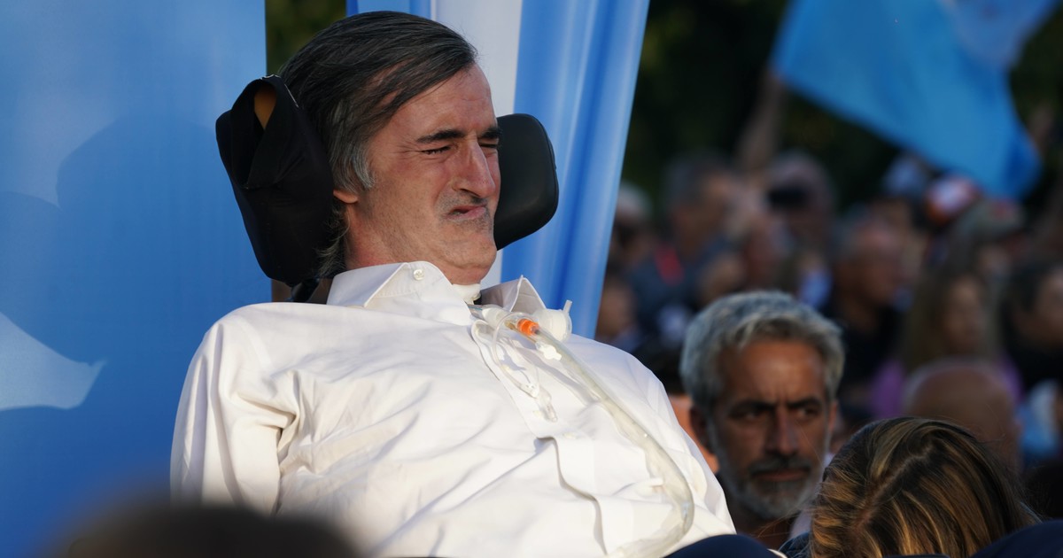 esteban-bullrich-presento-su-renuncia-indeclinable-al-pro-con-duras-criticas-a-«la-proteccion-brindada-a-manuel-adorni»