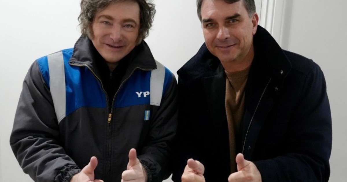 milei-recibio-al-hijo-de-bolsonaro-que-es-candidato-a-presidente,-no-viaja-al-mercosur,-y-se-reaviva-la-interna-con-lula