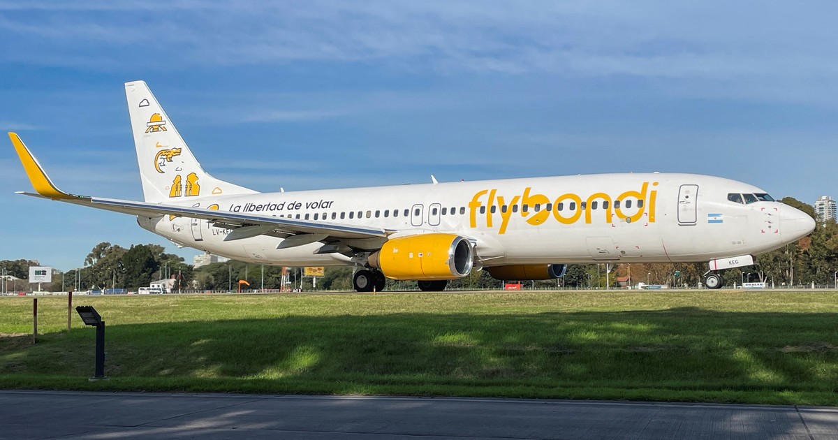 flybondi,-en-caida-libre-a-un-ano-de-su-venta:-cancelo-muchos-mas-vuelos-en-la-previa-de-las-vacaciones-de-invierno