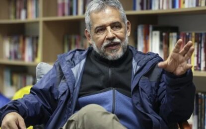 Mario Mendoza, escritor: “Estamos todos fracturados” y al borde de un colapso mental