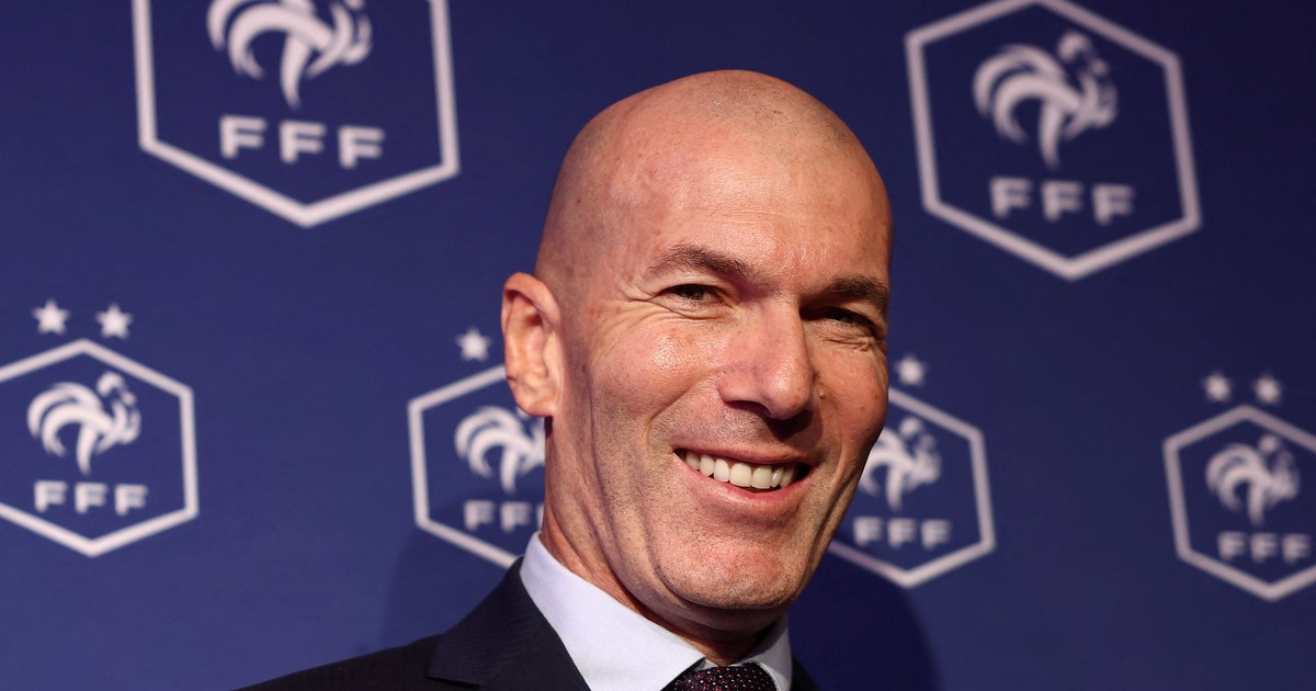 francia-presento-a-zinedine-zidane-como-su-nuevo-entrenador:-«es-un-sueno-hecho-realidad»