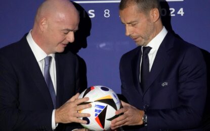 Todos contra Infantino: el presidente de la FIFA junta fuerzas en Marruecos, las sedes del Mundial 2026 reclaman y una cumbre puede definir su futuro