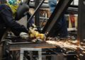 Un sector clave de la industria cayó 4,4% en el último año y tiene paradas seis de cada diez máquinas