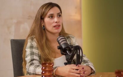 Elizabeth Wakefield, asesora financiera: «Tener todo el dinero en una cuenta corriente es uno de los principales errores que mucha gente comete»