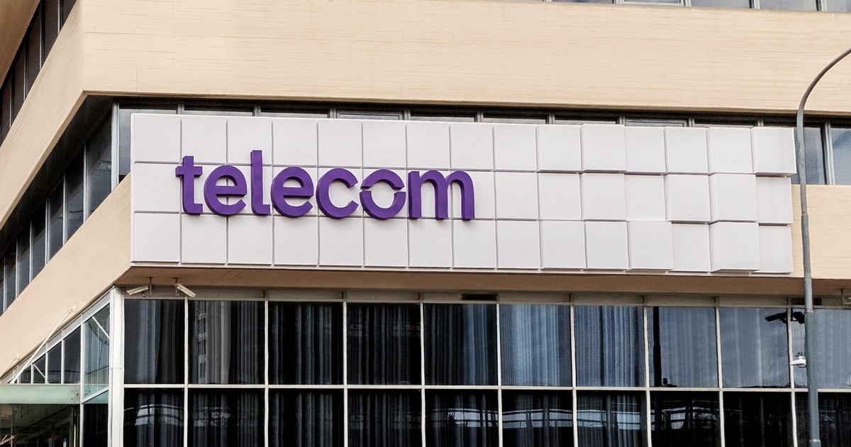telecom-propuso-a-metrotel-para-transferirle-los-seis-millones-de-usuarios-moviles-que-exigio-defensa-de-la-competencia