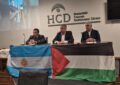 Escándalo en Zárate: el peronismo armó un acto pro Palestina en el Concejo Deliberante, embanderó el recinto y hubo repudios