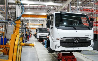 Según la UIA, la industria cayó en julio pero se mantiene 1,5% por encima del 2025