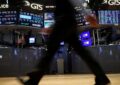 El mercado se adelanta a las elecciones y los activos argentinos sufren: riesgo país por encima de 500 puntos y caída de casi 13% del Merval
