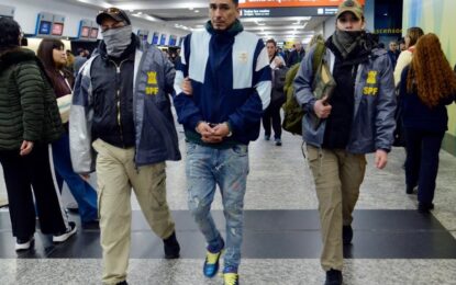 El Gobierno expulsó del país a un narco peruano de la banda de Dumbo: «Uno por uno, hasta que no quede ninguno»