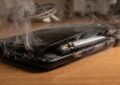 ¿Puede explotar la batería de un celular? Qué tan real es el riesgo y las señales de alerta que no hay que ignorar