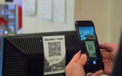 Desde hoy bancos y fintech pueden cobrar deudas directamente desde otras cuentas de cada cliente: cómo funciona y a quiénes afecta