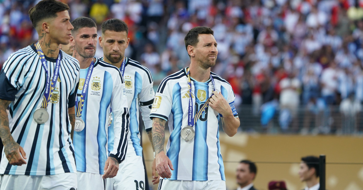 lionel-messi-se-retiro-de-la-seleccion-argentina:-los-mensajes-de-sus-companeros-en-la-scaloneta,-di-maria-y-otros-historicos