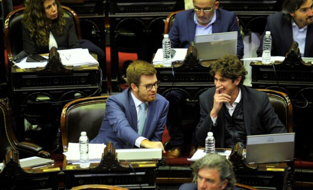Tras los insultos de Milei, diputados opositores viajan a Brasil para «recomponer» la relación con Lula