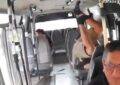 Motociclista choca contra colectivo en Guadalajara de Buga y un error del chofer salva su vida
