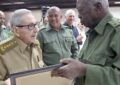 Tras los rumores sobre su estado de salud, Raúl Castro reapareció a los 95 años en un acto militar en Cuba