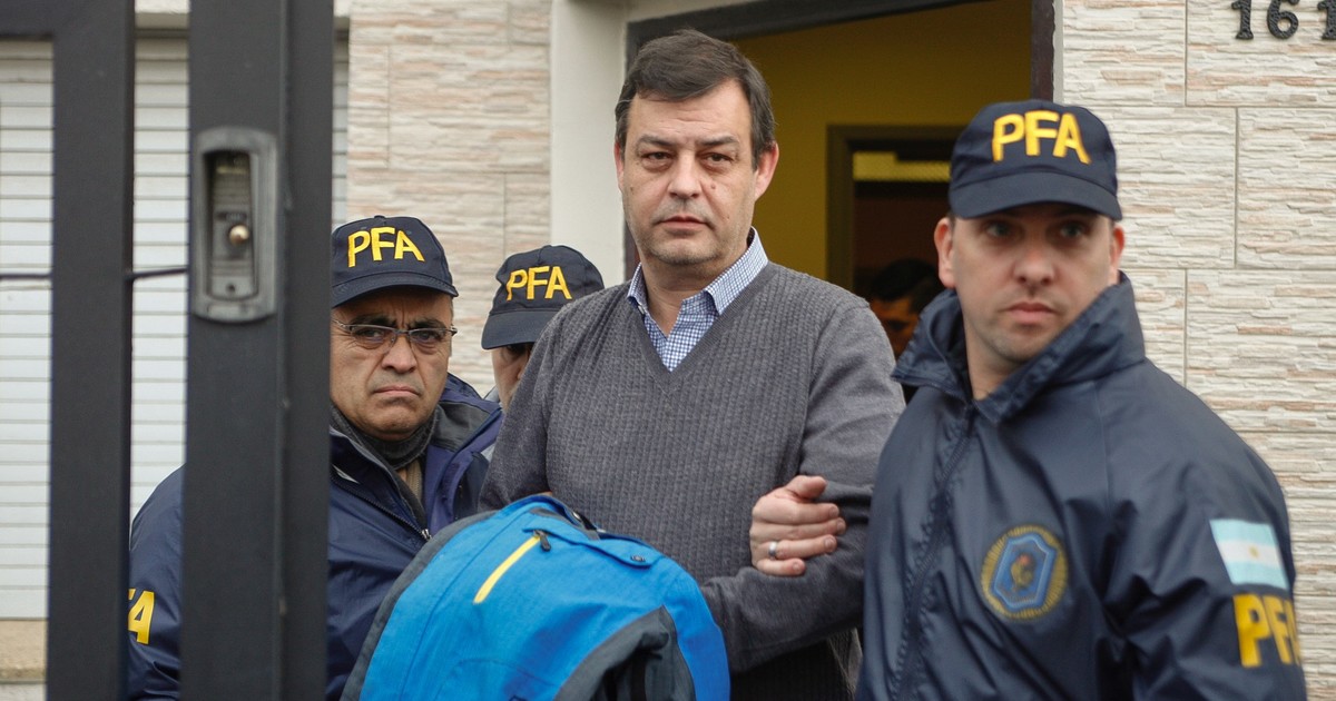 el-ex-contador-de-los-kirchner-les-suelta-la-mano-a-maximo-y-cristina:-cree-que-«se-debe-pagar-por-lo-hecho»