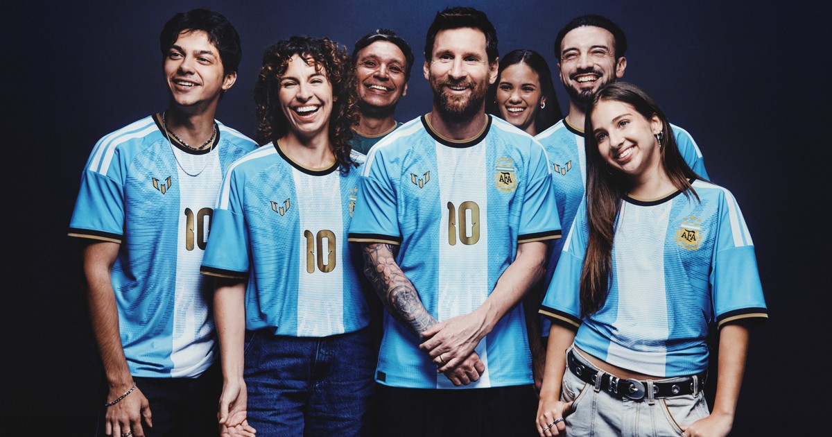 lionel-messi-se-despide-de-la-seleccion:-la-espectacular-campana-de-fotos-dedicada-a-la-ultima-camiseta-del-10