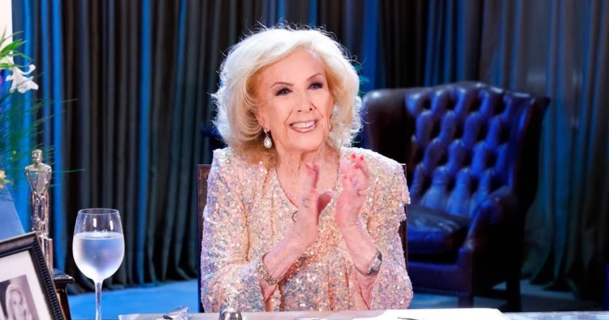 la-salud-de-mirtha-legrand:-el-nuevo-parte-medico-indica-que-esta-«muy-bien»-de-su-cuadro-respiratorio-y-permanecera-internada,-por-lo-menos,-hasta-el-lunes