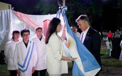 Zdero encabezó el centenario de la Escuela Rural de Pampa Sommer y revalorizó la educación pública