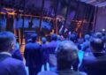 Javier Milei cerró su gira en París con un cocktail en la Torre Eiffel con gobernadores, empresarios y música clásica