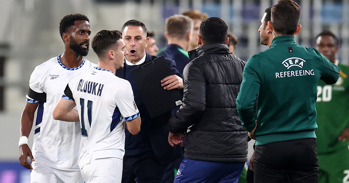 irlanda-e-israel-igualaron-en-otro-partido-de-alta-tension-por-la-liga-de-naciones:-los-futbolistas-no-se-saludaron-y-estuvieron-a-punto-de-pelearse-en-el-tunel