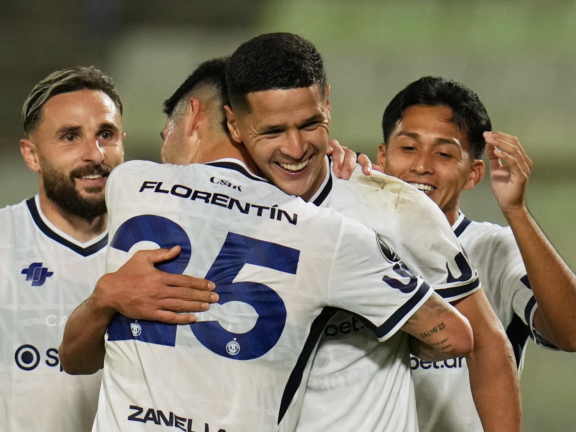 Alex Arce, de Independiente Rivadavia, uno de los goleadores de la temporada