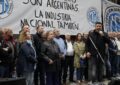 La CGT marchó por la crisis de la industria: pidió una mesa de diálogo, pero advirtió que “va a tronar el escarmiento”