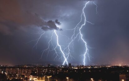 Alerta por tormentas, lluvias y vientos fuertes en nueve provincias para este viernes