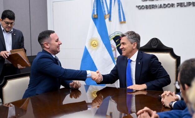 El Gobierno provincial y la Uncaus sellan un acuerdo estratégico para potenciar el sistema de salud