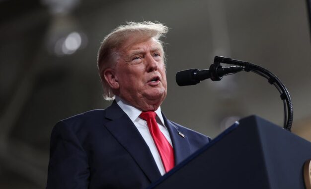 Trump cuestionó la victoria de Lula y la comparó con la de Biden, mientras otros presidentes de la región lo felicitaron