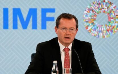 El FMI elogió el recorte de subsidios de Milei, pidió no retroceder y espera que la economía repunte en 2027