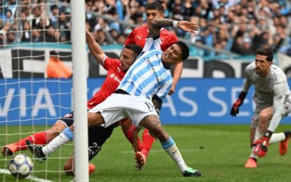 Racing e Independiente empataron 1-1 en el clásico de Avellaneda: silbidos en el Cilindro y bronca de los dos DT