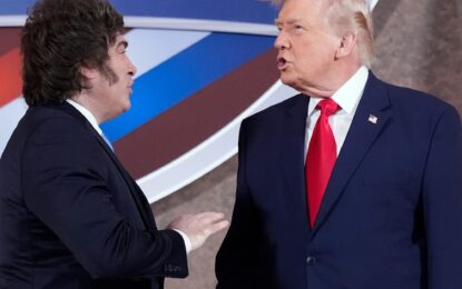 Milei llegó a Washington: una gala con Eduardo Bolsonaro, reuniones con empresarios y un gesto de apoyo a Trump