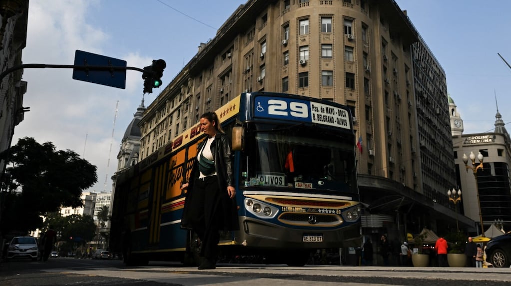 El Gobierno recibió a las empresas de colectivos en medio de la discusión por los costos del servicio